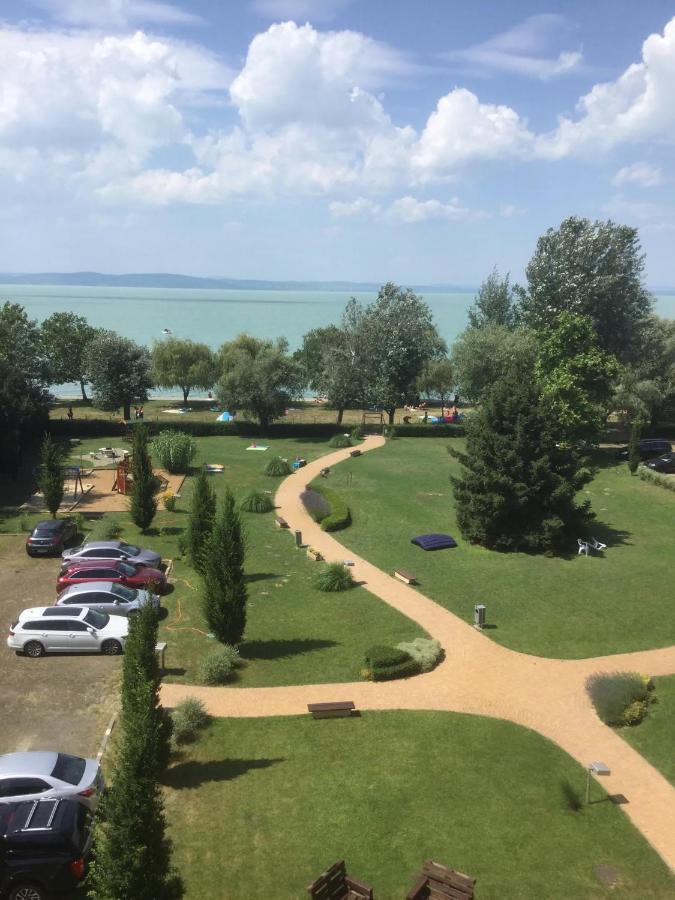Szin-Aranyhid Apartman Siófok Exterior foto